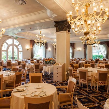 Palace Hotel ميلانو ماريتيما المظهر الخارجي الصورة